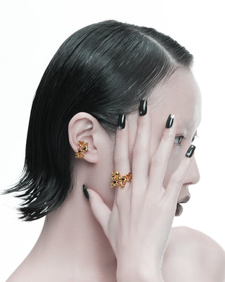 Closed Ring - Asa Gold (black spinel)